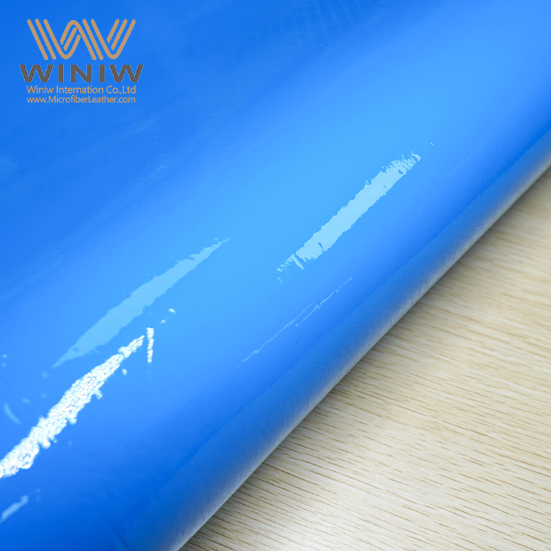 Como identificar o material PU nas bolas de futebol americano da NFL